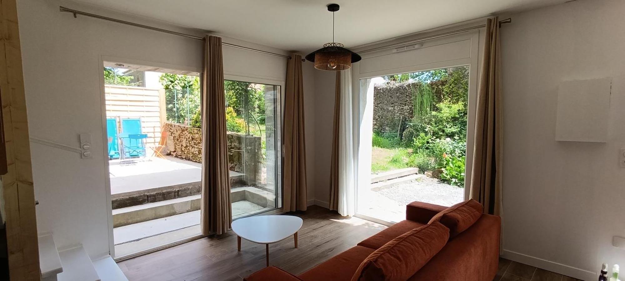 Maison Irondas Saint-Pierre-d'Aurillac Экстерьер фото