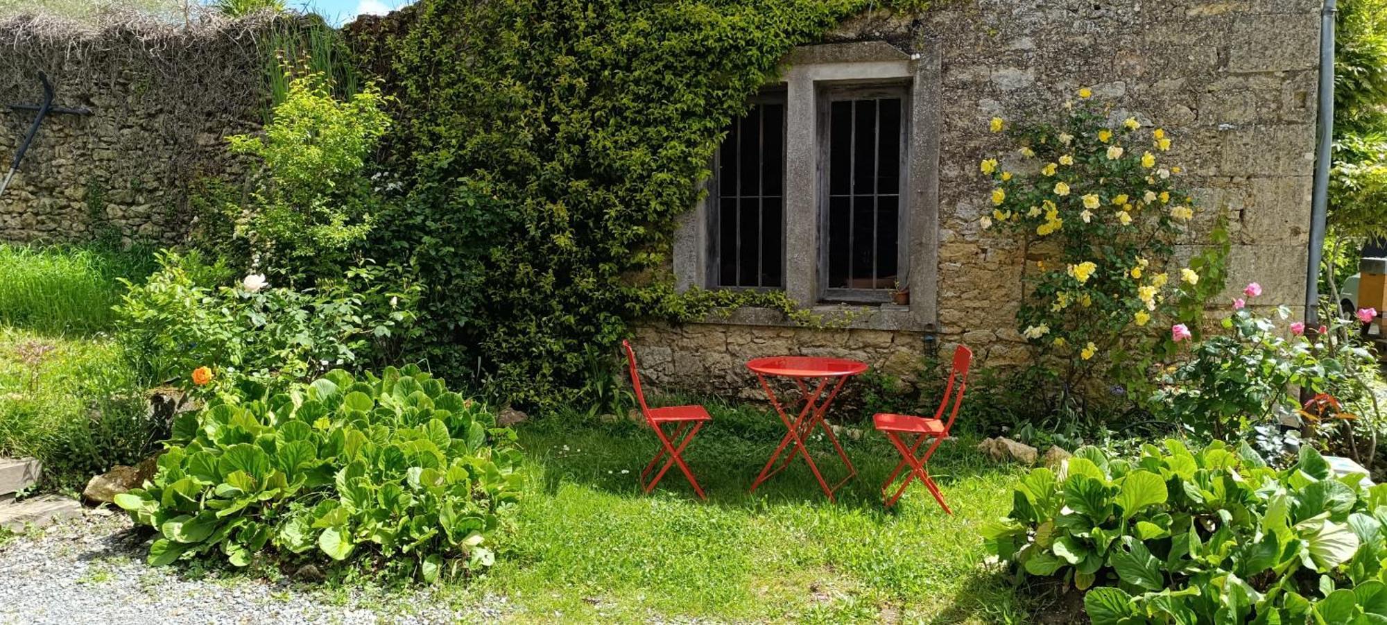 Maison Irondas Saint-Pierre-d'Aurillac Экстерьер фото